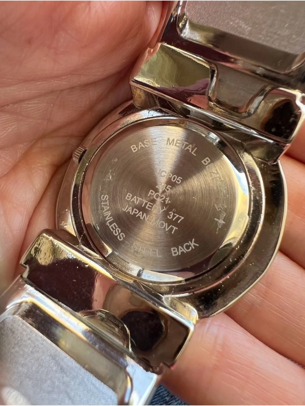 Women's Silver-Tone Hammered Fashion Watch Bracelet